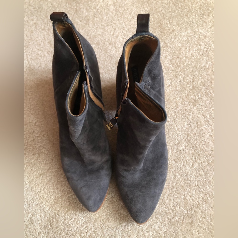 Alberto Fermani suede booties